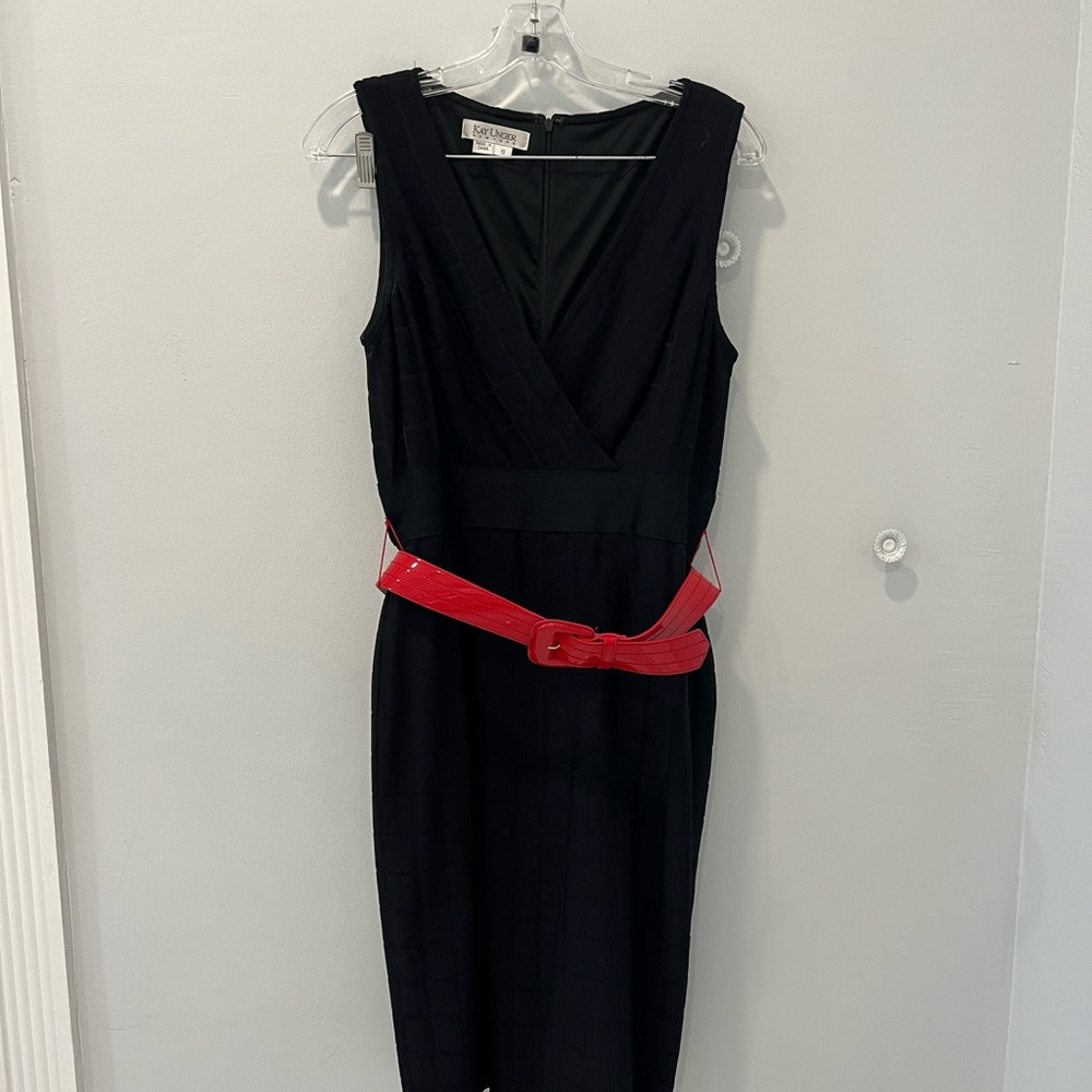 Kay Unger Black Sheath Dress with Red Accent V-Neck Midi